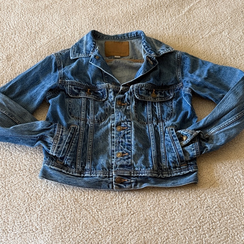 American Eagle Outfitters Classic Blue Jean Jacket XS